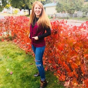 Meet your Posher, Mandy